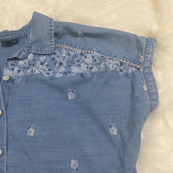 J.Jill Denim top - Picture 3 of 4